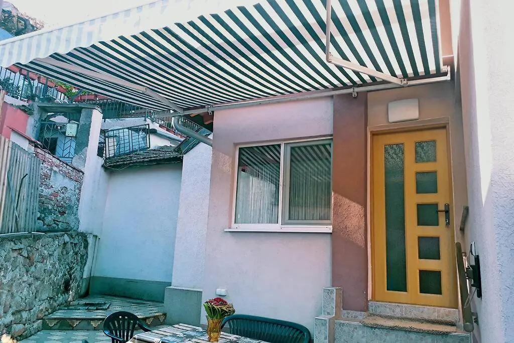 Нouse With Cute Little Yard Apartment Plovdiv